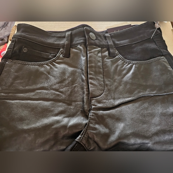 NYDJ Leggings Style #M62D21GW In Black With Faux Leather Front Size 0 NWT - Picture 2 of 7
